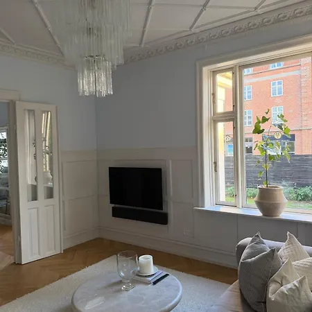 Charming And Stylish * Hellerup
