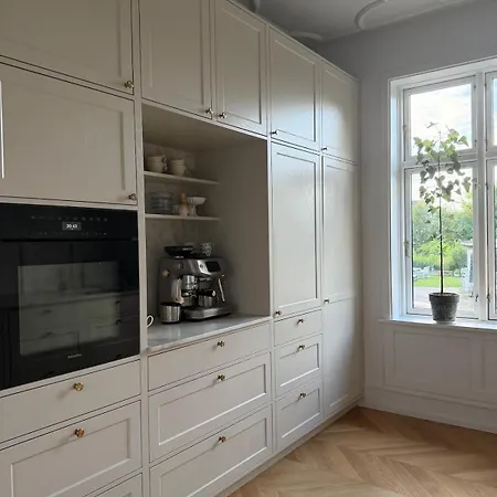 Charming And Stylish Villa Hellerup
